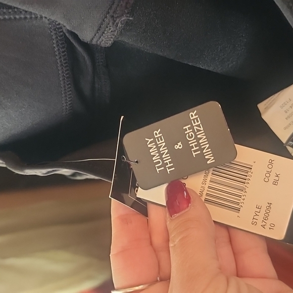 NWT Swim dress Macy's Island Escape - Picture 10 of 12